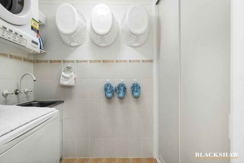 65 Shannon Circuit Kaleen 65 Shannon Circuit Kaleen