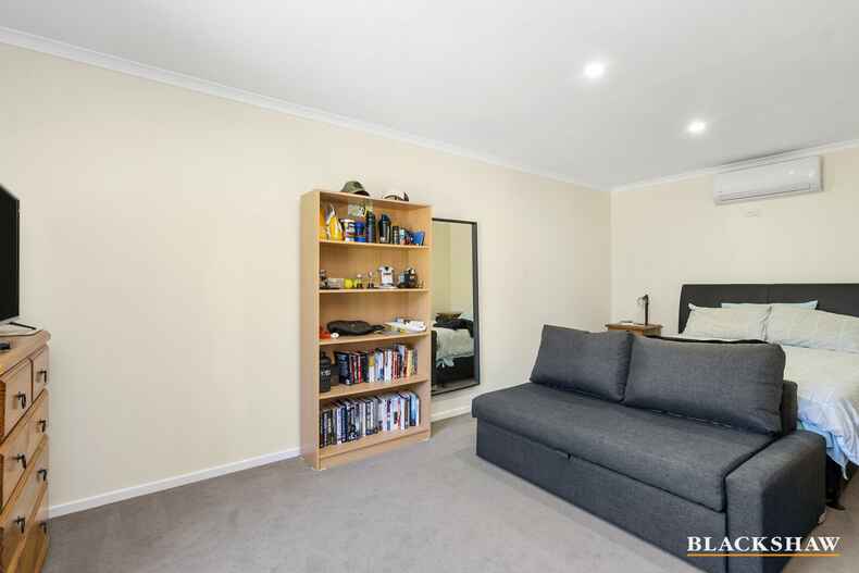 65 Shannon Circuit Kaleen 65 Shannon Circuit Kaleen