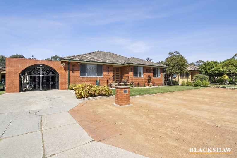 65 Shannon Circuit Kaleen 65 Shannon Circuit Kaleen