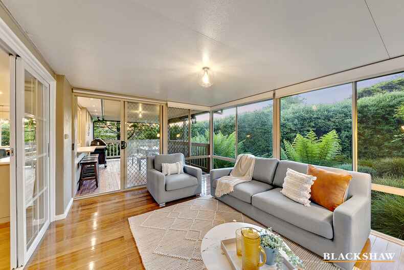 3 Crane Place Farrer