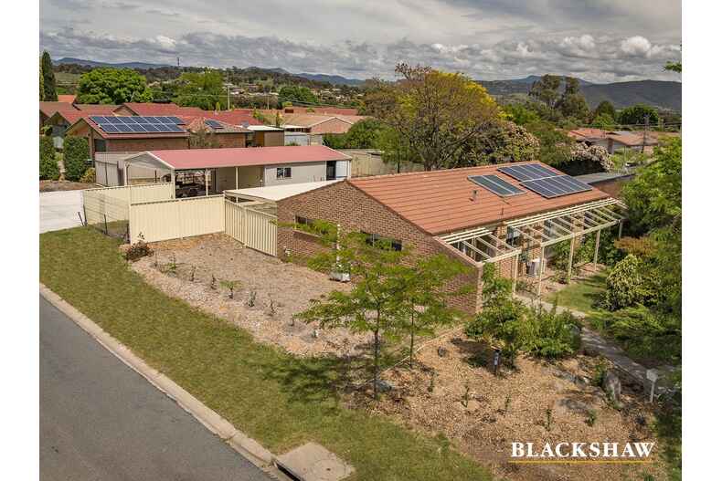 2 Wagstaff Place Isabella Plains