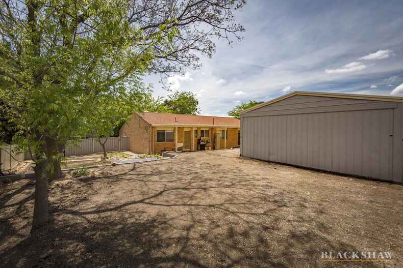 2 Wagstaff Place Isabella Plains 2 Wagstaff Place Isabella Plains