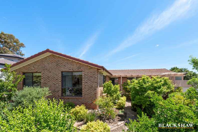 4 Wolfingham Place Isabella Plains