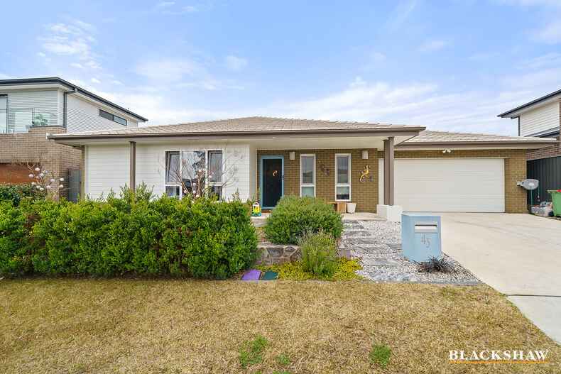 43 Daisy Loop Googong