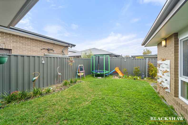 43 Daisy Loop Googong