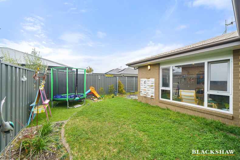 43 Daisy Loop Googong