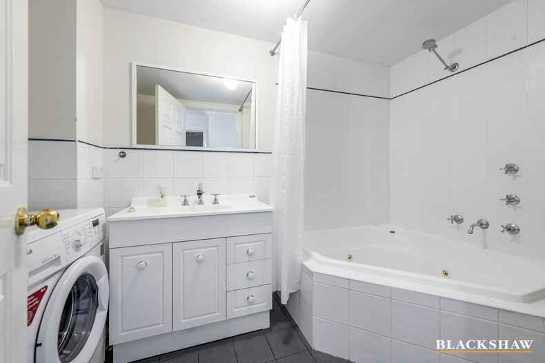 30/21 Aspinall Street Watson 30/21 Aspinall Street Watson