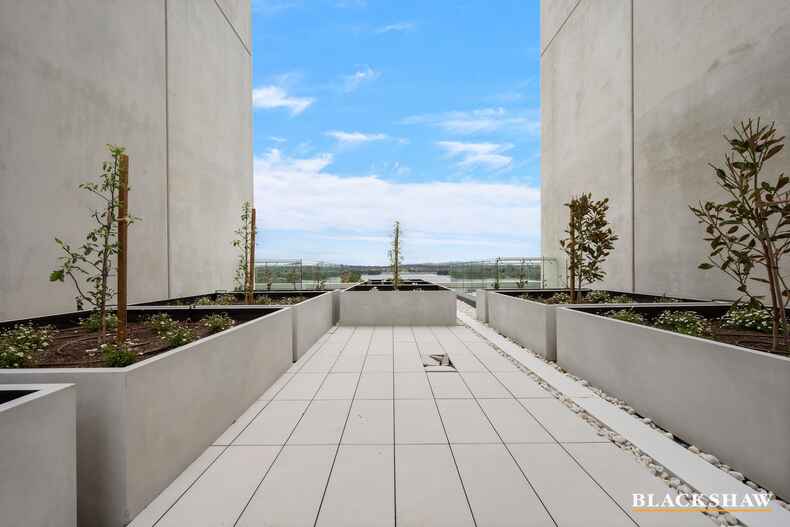 812/161 Emu Bank  Belconnen