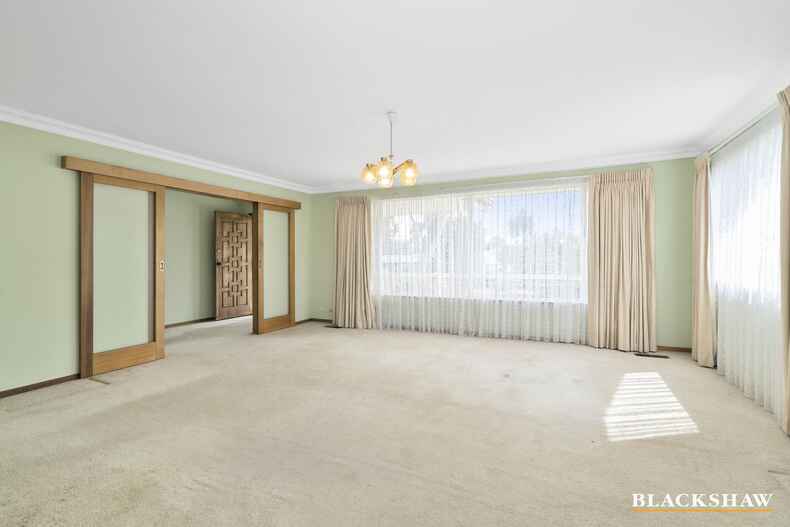 106 Shumack Street Weetangera 106 Shumack Street Weetangera