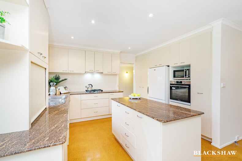 28 Goodparla Street Hawker 28 Goodparla Street Hawker