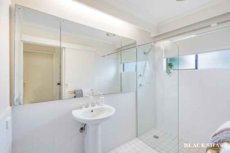 28 Goodparla Street Hawker 28 Goodparla Street Hawker