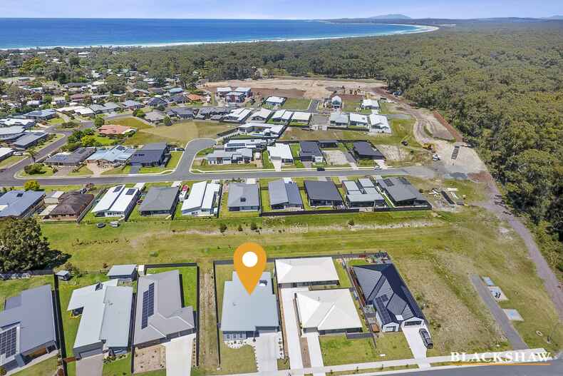 28 Gillan Grove Broulee 28 Gillan Grove Broulee