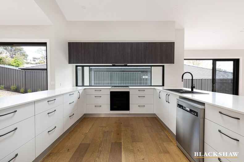 1/32 Julius Street Pearce