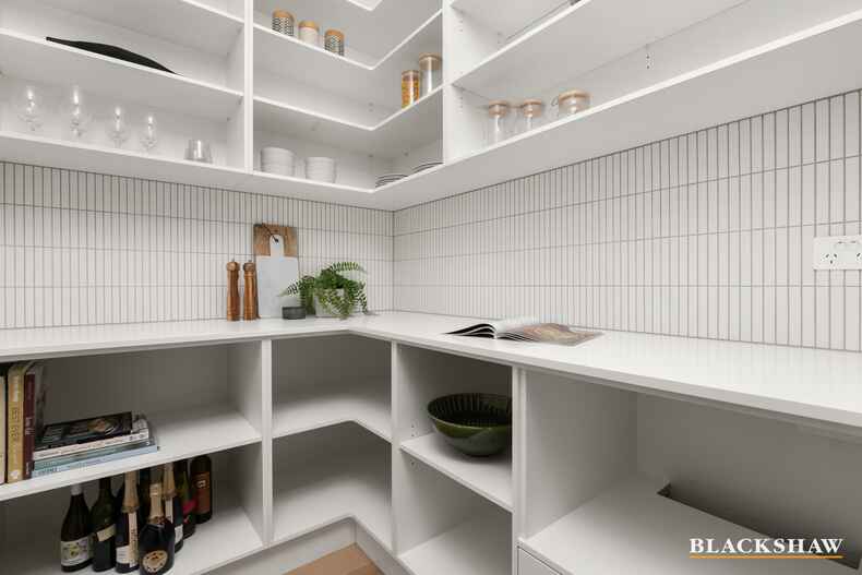 2/8 Toutcher Street Mawson