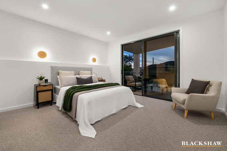 2/8 Toutcher Street Mawson