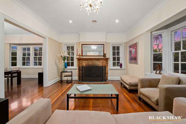 68 National Circuit Deakin 68 National Circuit Deakin