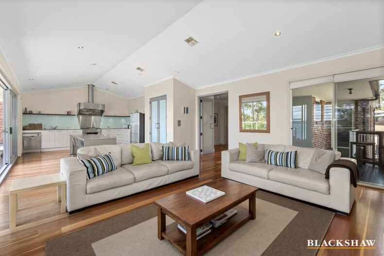 8 Beechwood Court Sunshine Bay