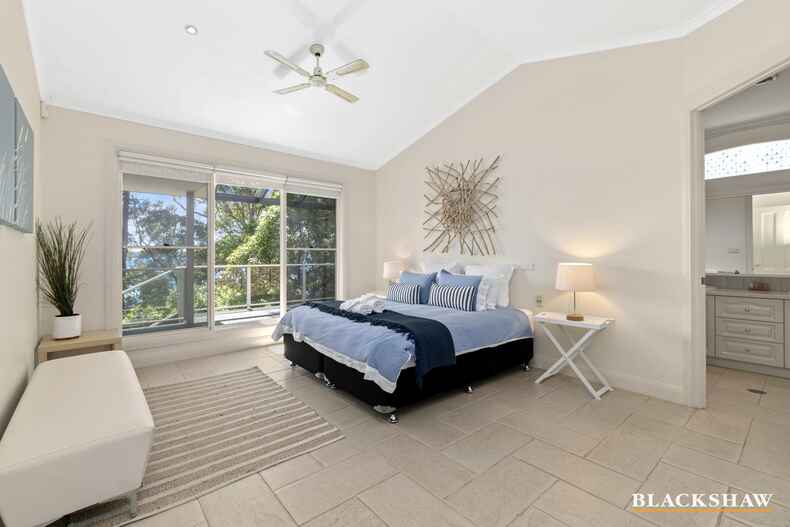 8 Beechwood Court Sunshine Bay