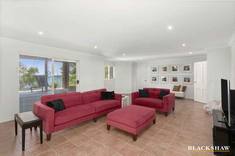 8 Beechwood Court Sunshine Bay