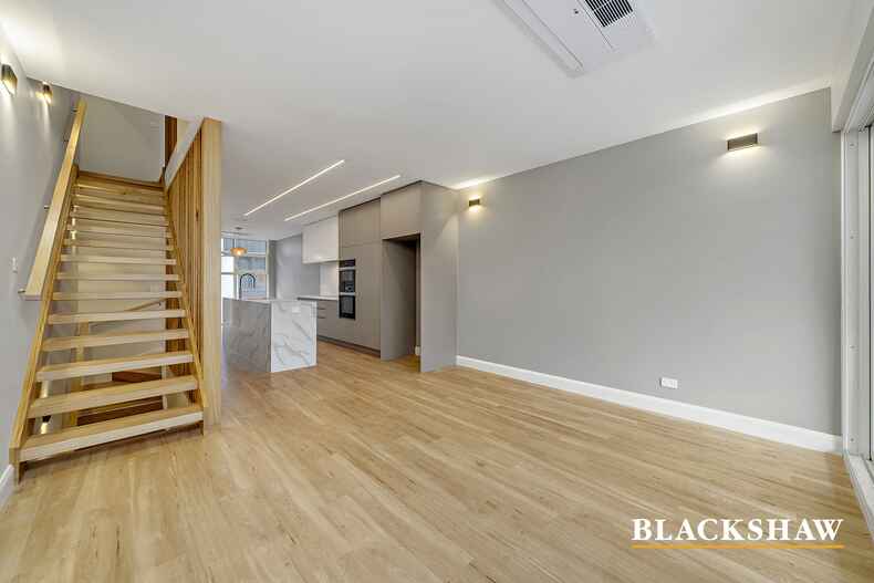 2/125 Lowanna Street Braddon 2/125 Lowanna Street Braddon