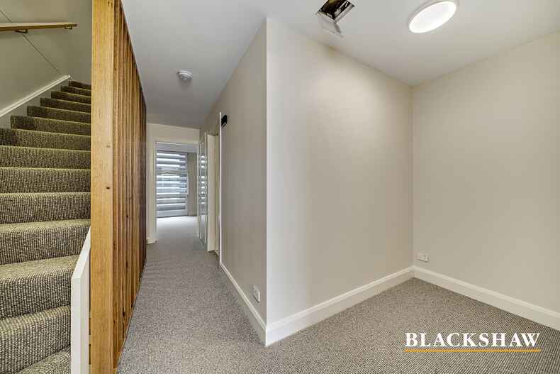 2/125 Lowanna Street Braddon 2/125 Lowanna Street Braddon