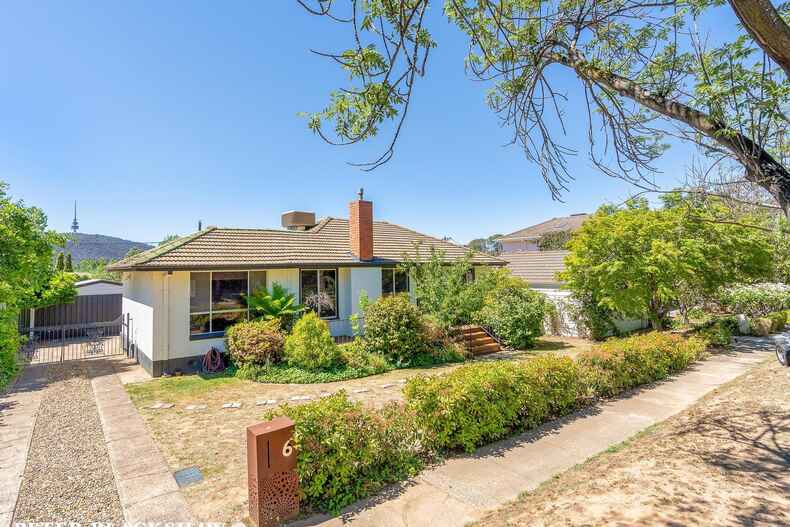 6 Bailey Place Yarralumla