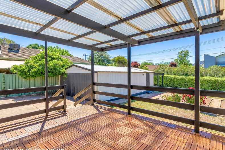 6 Bailey Place Yarralumla