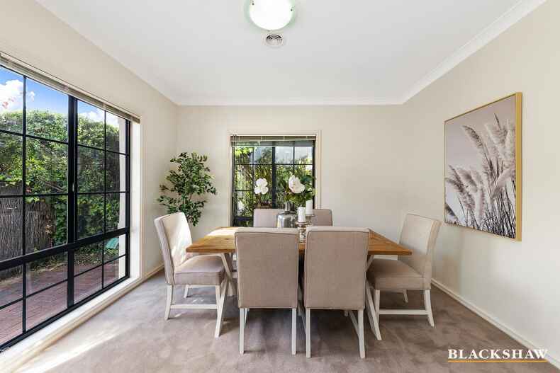 3/10 Paterson Street Ainslie