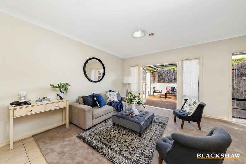3/10 Paterson Street Ainslie
