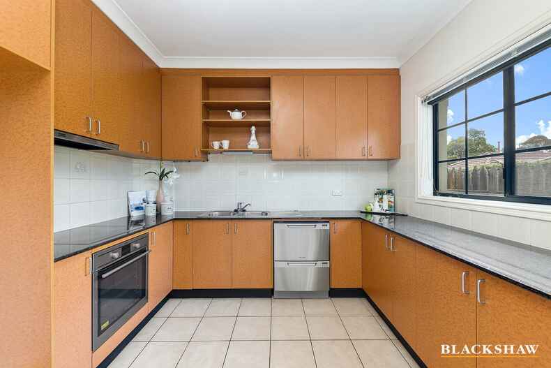 3/10 Paterson Street Ainslie