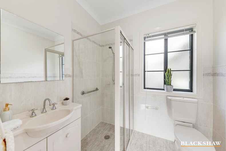 3/10 Paterson Street Ainslie