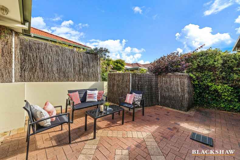 3/10 Paterson Street Ainslie