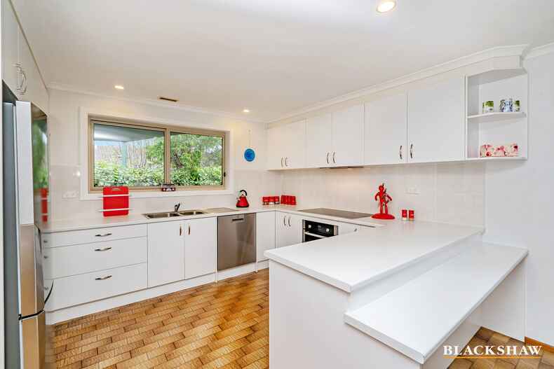 14 Walhallow Street Hawker