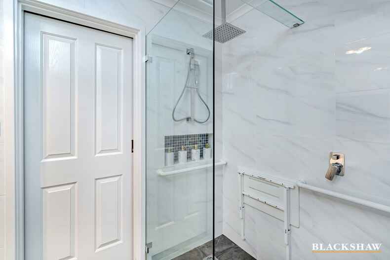 14 Walhallow Street Hawker