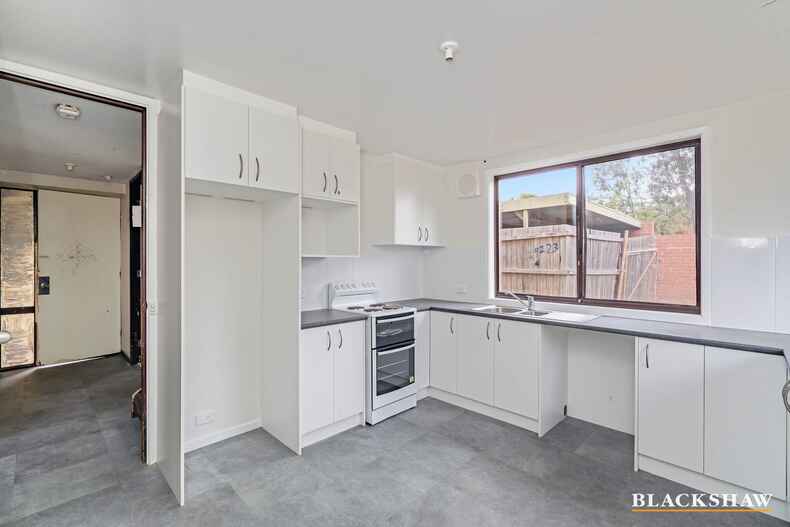16 Kellermann Close Holt 16 Kellermann Close Holt