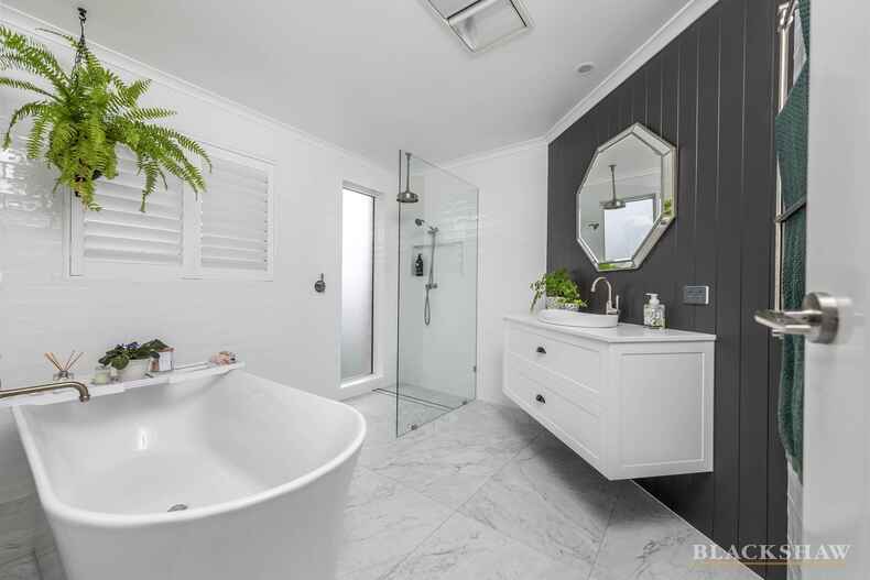 94 Appel Crescent Fadden 94 Appel Crescent Fadden