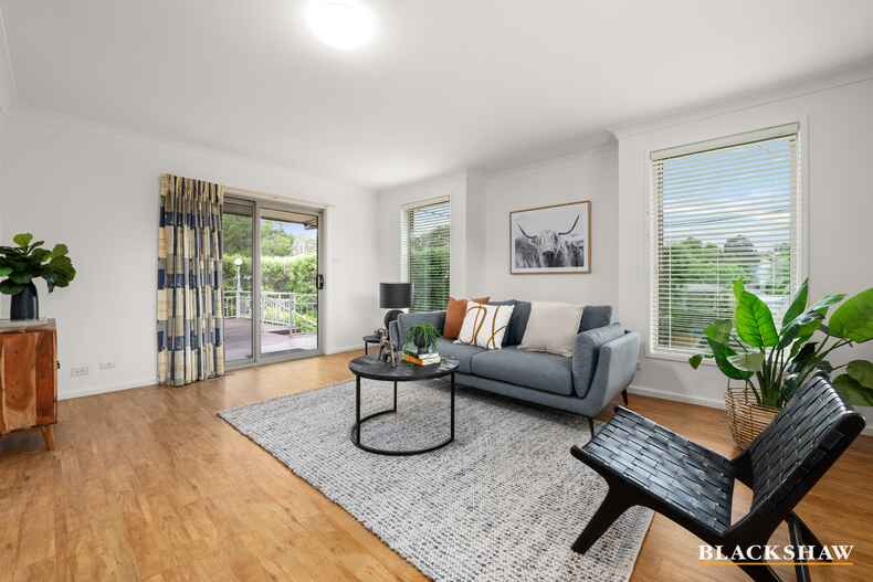 8 Molvig Street Weston