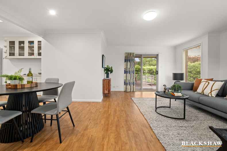 8 Molvig Street Weston