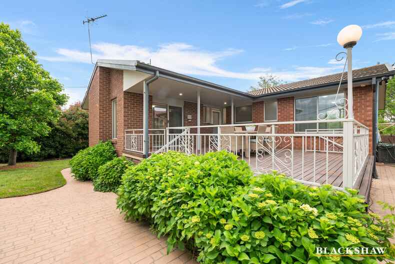 8 Molvig Street Weston