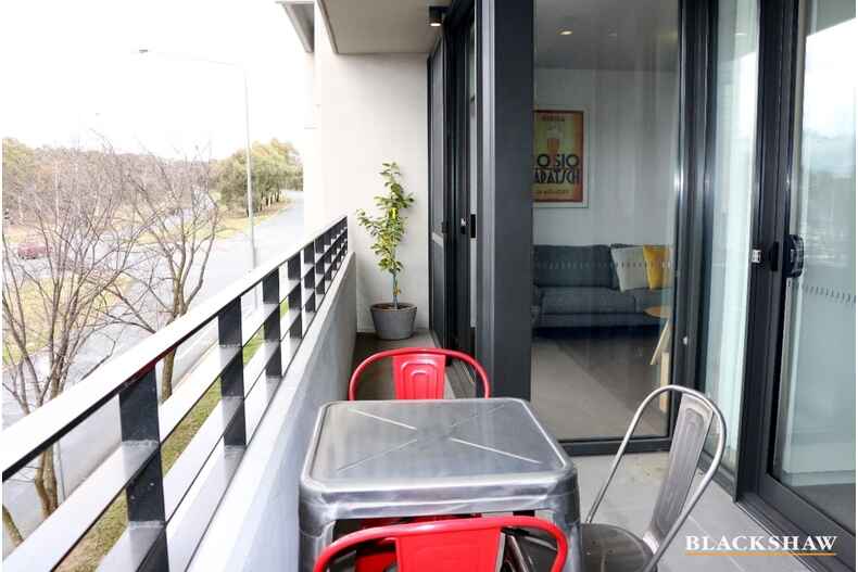 3/97 Eastern Valley Way Belconnen