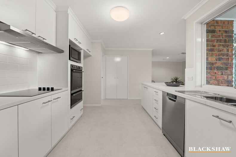 7 Lesueur Place Banks 7 Lesueur Place Banks