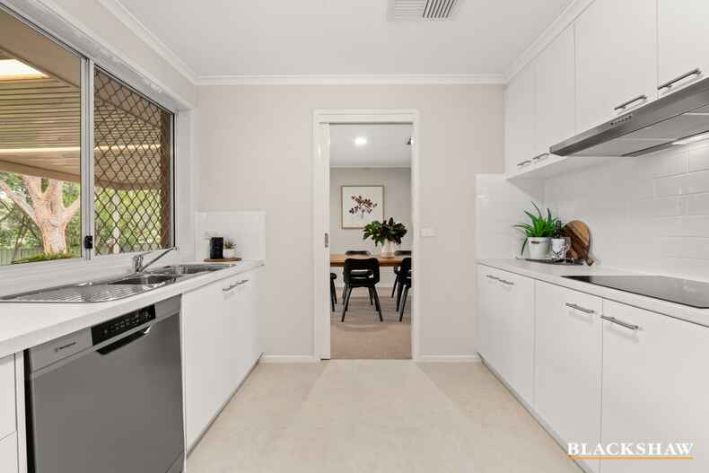 7 Lesueur Place Banks 7 Lesueur Place Banks