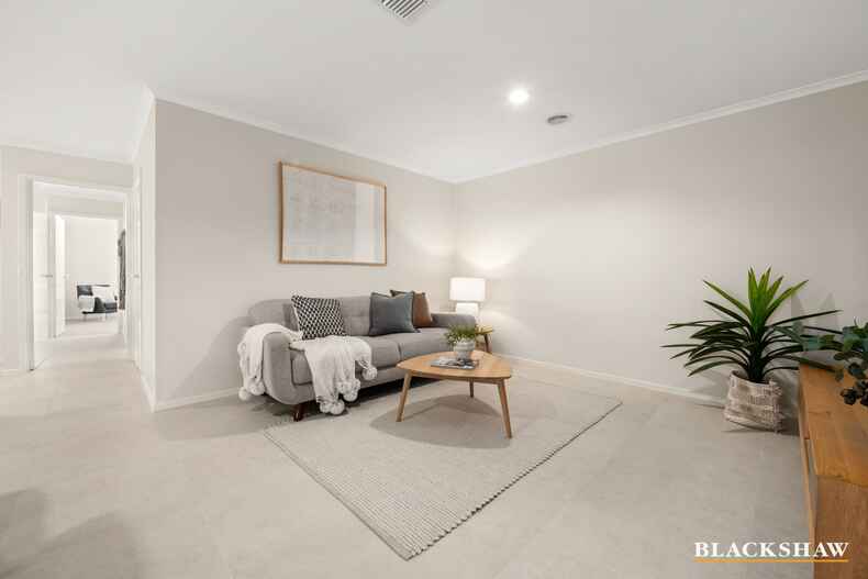 7 Lesueur Place Banks 7 Lesueur Place Banks