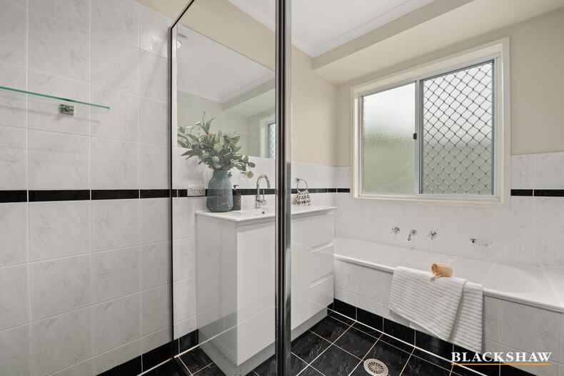 7 Lesueur Place Banks 7 Lesueur Place Banks