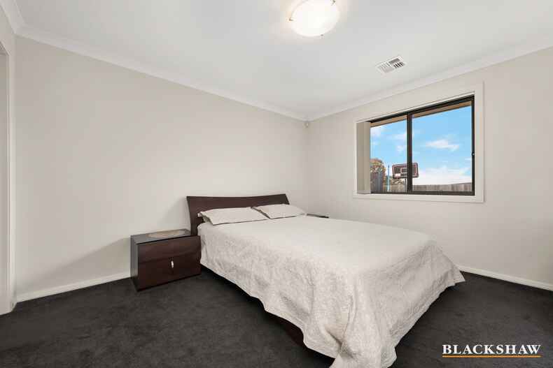 4 Housley Street Casey 4 Housley Street Casey