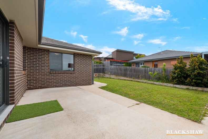 4 Housley Street Casey 4 Housley Street Casey