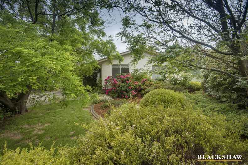 5 Laseron Place Mawson