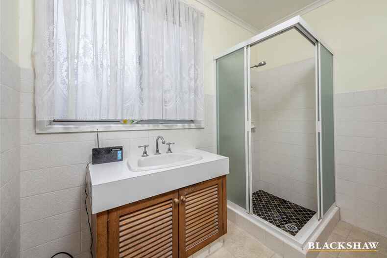 5 Laseron Place Mawson