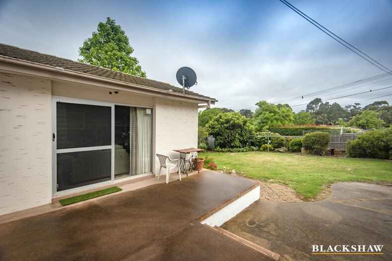 5 Laseron Place Mawson