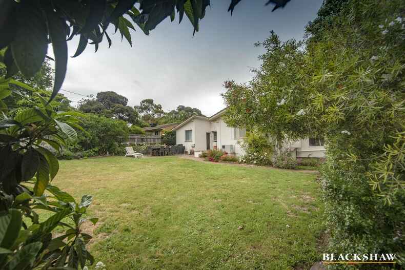 5 Laseron Place Mawson